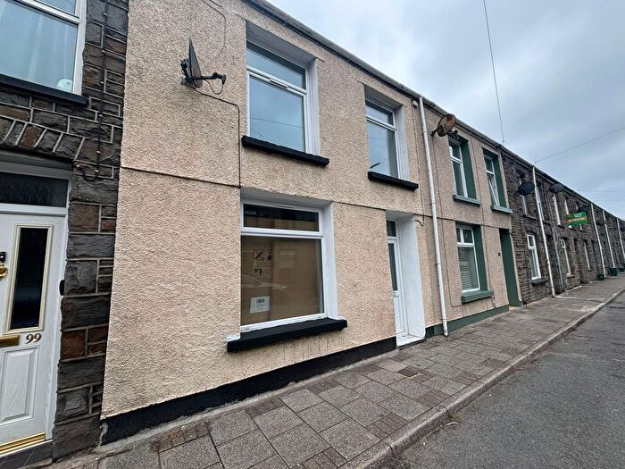 3 Bedroom Terraced House To Rent In Penrhiwceiber Road, Mountain Ash, CF45