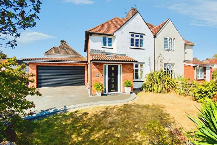 3 Bedroom Semi-Detached House For Sale In Erdyngton Road, Leicester, LE3