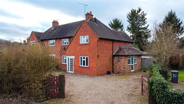 3 Bedroom Semi-Detached House To Rent In Choseley Road, Knowl Hill, Berkshire, RG10