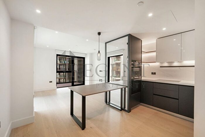 1 Bedroom Flat To Rent In Westmont Apartments, Fountain Park Way, W12