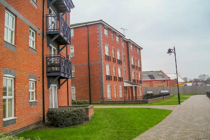 1 Bedroom Ground Flat To Rent In Drapers Field, Canal Basin, CV1