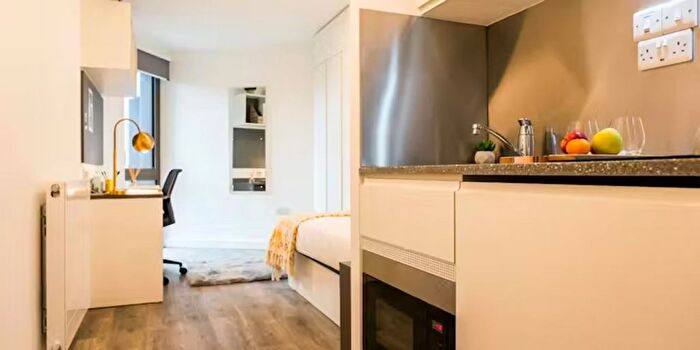 1 Bedroom Flat To Rent In Chapter White City, Westway, London, W12