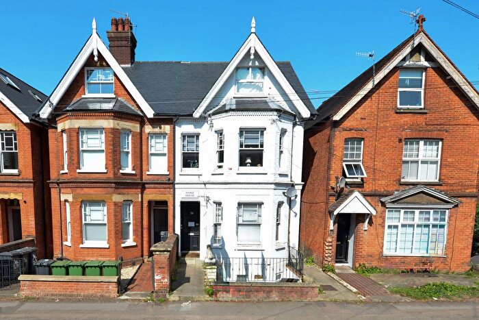 1 Bedroom Flat To Rent In York Road, Guildford, GU1