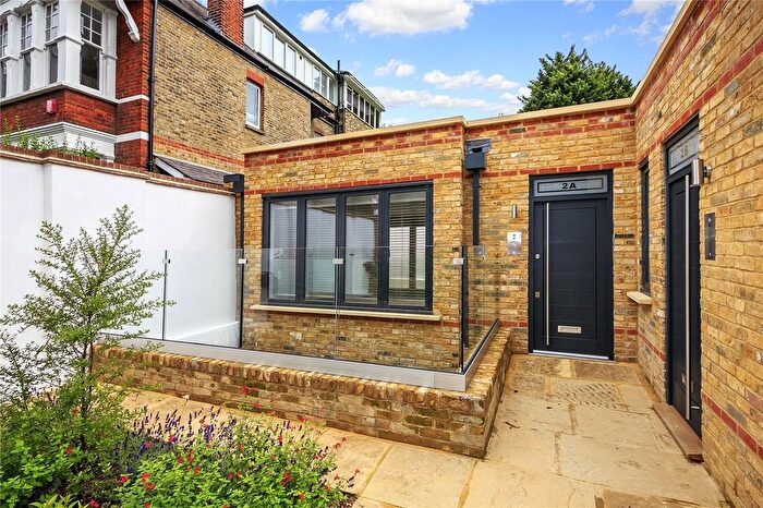 1 Bedroom Flat To Rent In Leyborne Park, Richmond, TW9