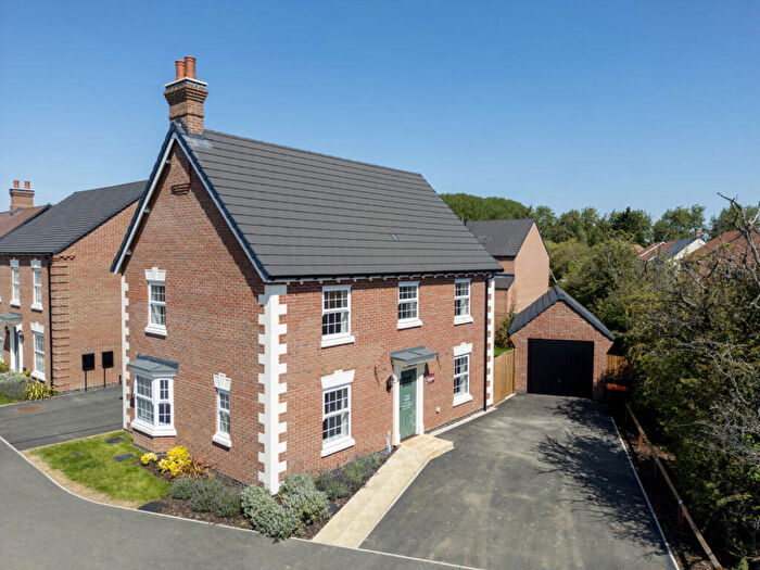 4 Bedroom Detached House For Sale In Shandon Leys Off Bromham Road Bedford Bedfordshire, MK40