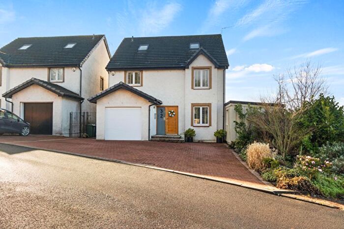 5 Bedroom Detached House For Sale In Glenpath, Dumbarton, G82