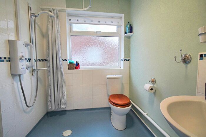 2 Bedroom Semi-Detached Bungalow For Sale In Sapwell Close, Aylsham, NR11