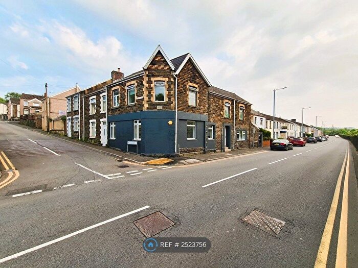 2 Bedroom Flat To Rent In Furnace Terrace, Neath, SA11