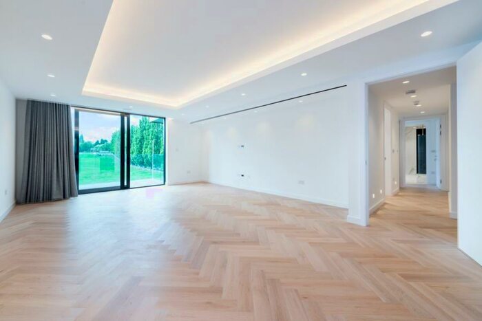 2 Bedroom Flat To Rent In Regents Park Road, Finchley, London, N3