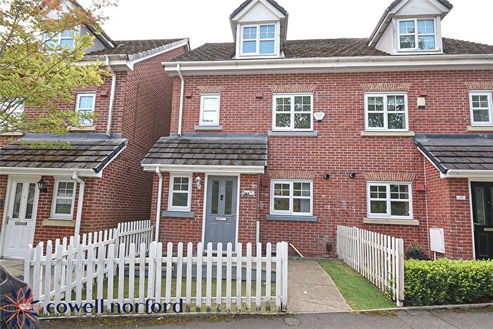 3 Bedroom Semi-Detached House To Rent In Shawclough Road, Shawclough, Rochdale, OL12