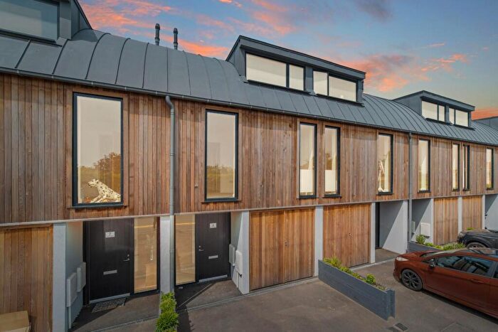 3 Bedroom Terraced House To Rent In Shrubland Road, Mistley, CO11