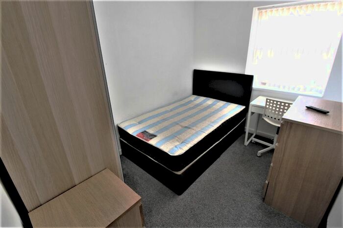 2 Bedroom Flat To Rent In Rayan Court, Cambridge Street, Coventry, CV1