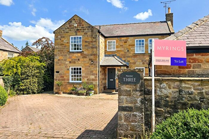 4 Bedroom Detached House To Rent In Chantry Court, Ripley, HG3