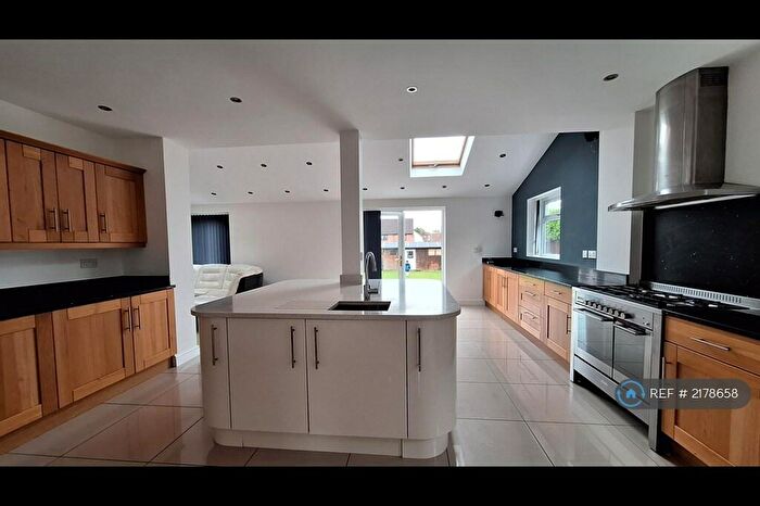 4 Bedroom Semi-Detached House To Rent In Northwich Road, Northwich, CW8