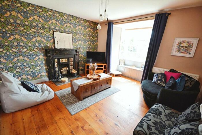3 Bedroom Terraced House For Sale In West Terrace, Staindrop, DL2