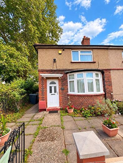 2 Bedroom End Of Terrace House To Rent In Great Cambridge Road, London, N9