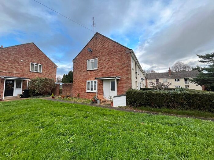 2 Bedroom Flat To Rent In Quantock View, Bishops Lydeard, TA4