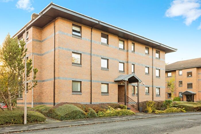 2 Bedroom Flat For Sale In Victoria Gardens, Paisley, PA2