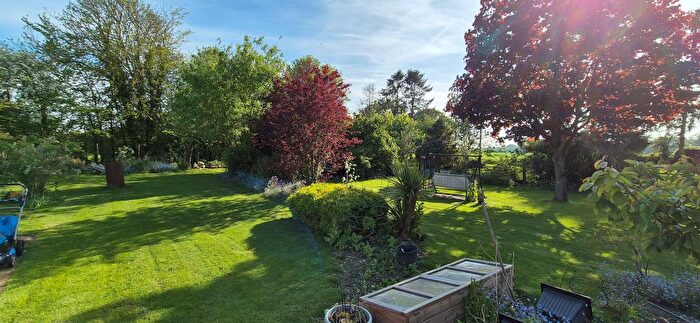 4 Bedroom Detached Bungalow For Sale In Rectory Road, Tivetshall St. Mary, Norwich, NR15