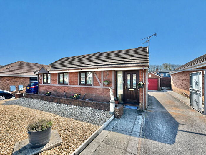 2 Bedroom Bungalow For Sale In Geldof Drive, North Shore, FY1