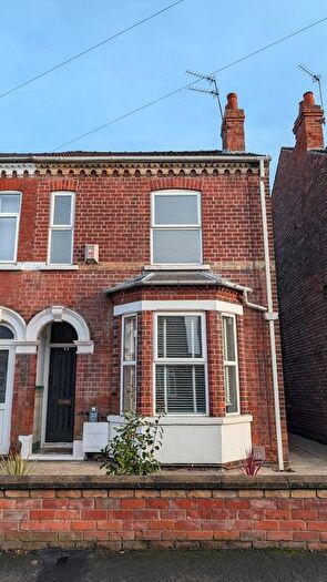 3 Bedroom Semi Detached House To Rent In Edward Road, Gainsborough, DN21