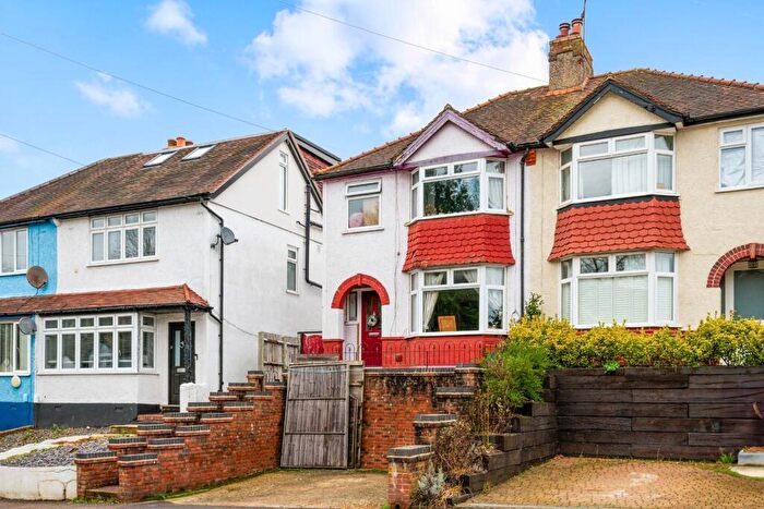 3 Bedroom Semi Detached House For Sale In Ashurst Road, Tadworth, KT20