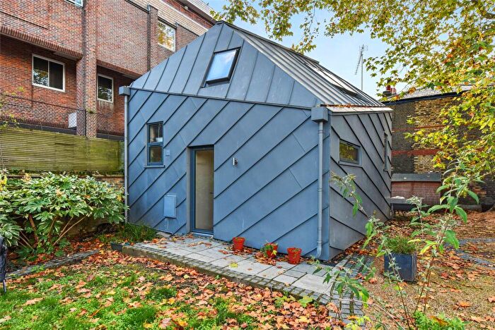 1 Bedroom Detached House To Rent In Carmelo Mews, London, E1