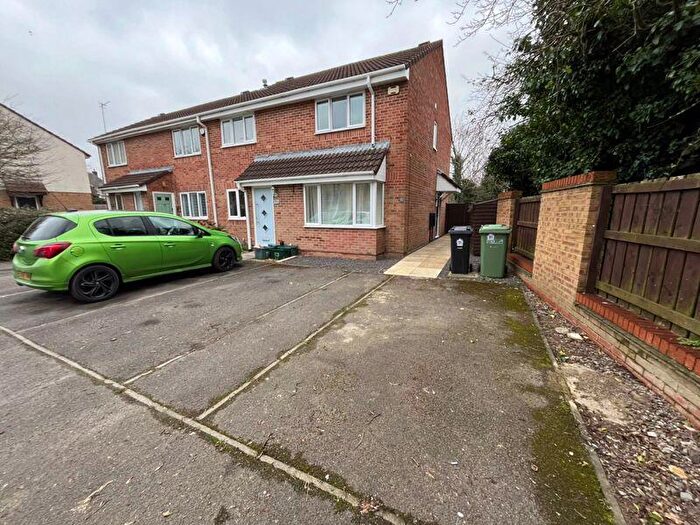 2 Bedroom End Of Terrace House To Rent In Watch Elm Close, Bradley Stoke, BS32
