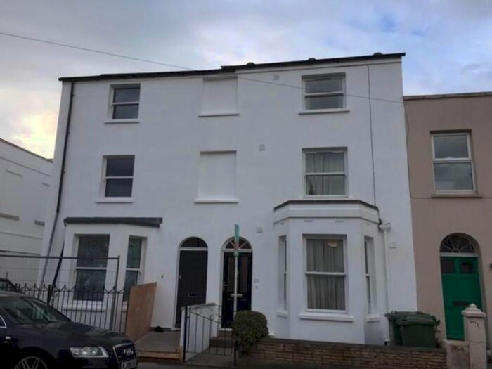 1 Bedroom Property To Rent In Gloucester Place, Cheltenham, GL52