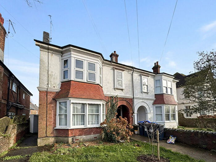 1 Bedroom Apartment For Sale In Heene Road, Worthing, BN11