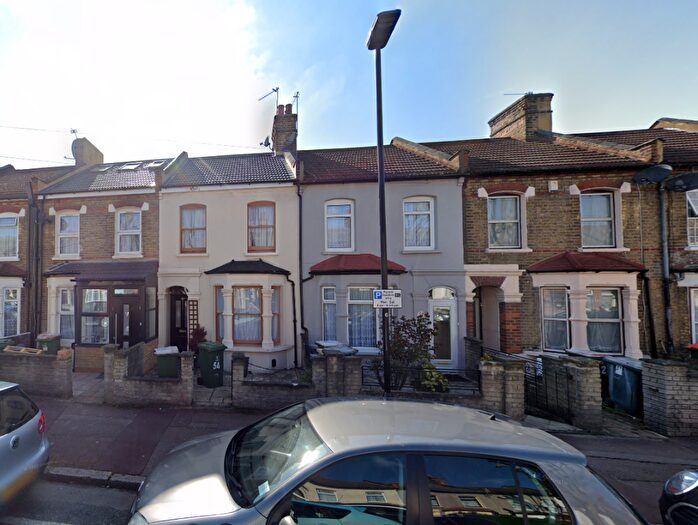 4 Bedroom Terraced House To Rent In Creighton Avenue, London, E6