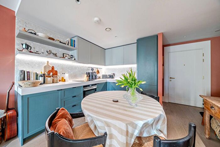 1 Bedroom Flat For Sale In Cutter Lane, North Greenwich, London, SE10