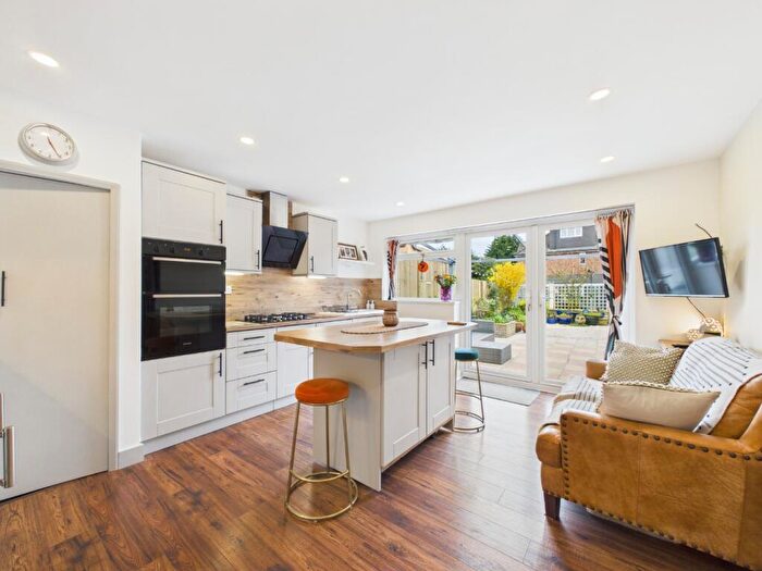 2 Bedroom Terraced House For Sale In The Paddock, Hull, HU4