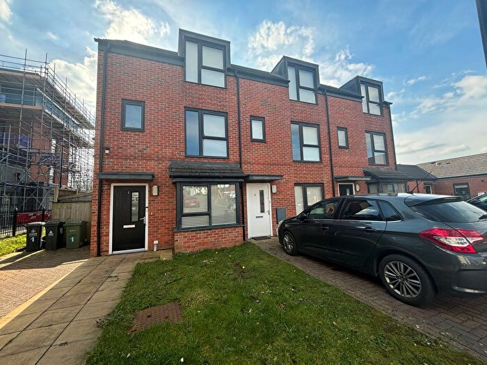 3 Bedroom Semi Detached House To Rent In Silver Court Gardens, Walsall, WS8