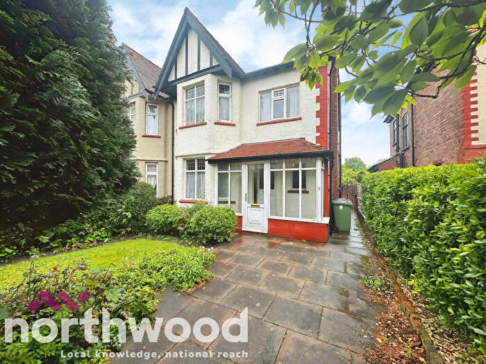 3 Bedroom Semi-Detached House For Sale In Haig Avenue, Southport, PR8