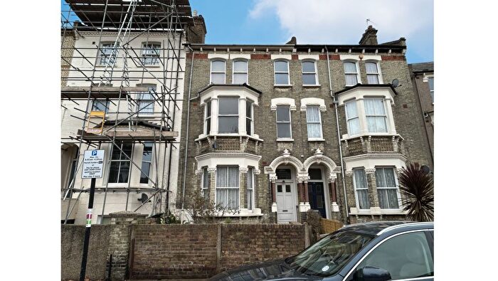 2 Bedroom Flat For Sale In A St. Ann's Crescent, Wandsworth, London, SW18