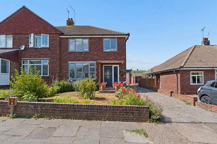 3 Bedroom Semi Detached House For Sale In Whitehall Gardens, Canterbury, CT2