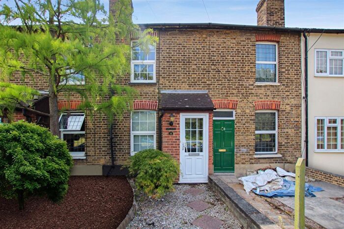 3 Bedroom Terraced House To Rent In Leyton Cross Road, Wilmington, DA2
