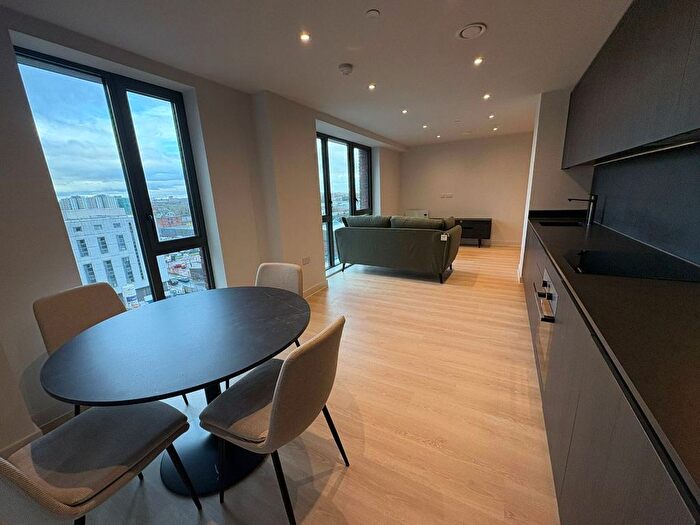 2 Bedroom Flat To Rent In Waterhouse Gardens, Dutton Street, Manchester, M3