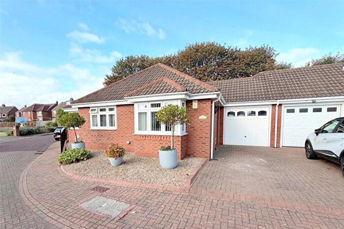 2 Bedroom Bungalow For Sale In Church Close, Whitley Bay, NE25