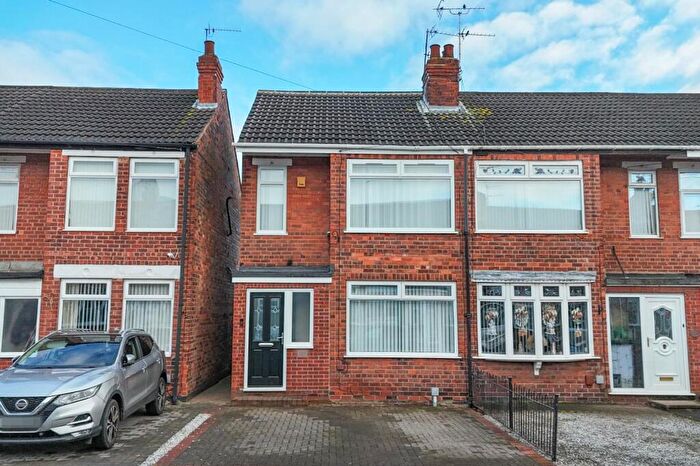 3 Bedroom End Of Terrace House For Sale In Westfield Road, Hull, HU4