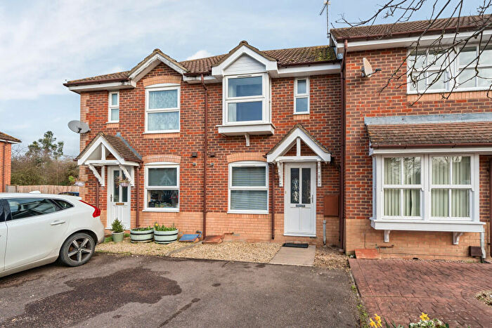 2 Bedroom Terraced House To Rent In Dulas Close, Didcot, Oxfordshire, OX11