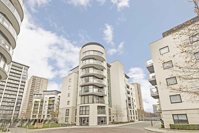1 Bedroom Flat To Rent In Pump House Crescent, Brentford, TW8