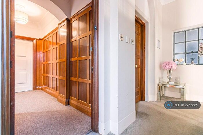 2 Bedroom Flat To Rent In Lord Street, Southport, PR8