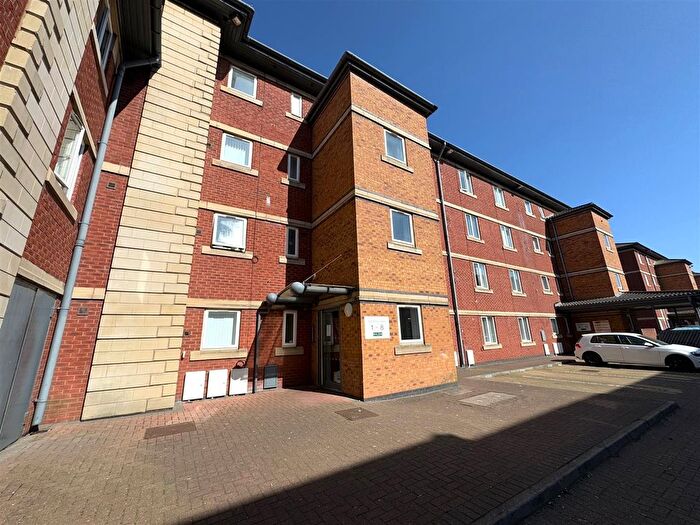 2 Bedroom Flat To Rent In Harbour Walk, Hartlepool, TS24