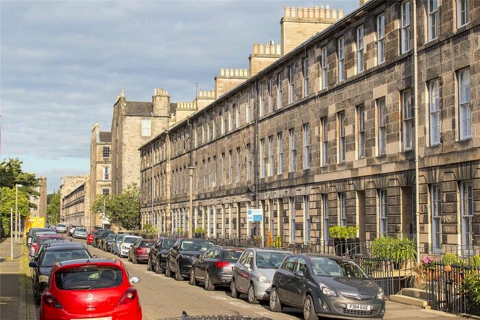 3 Bedroom Flat To Rent In Cumberland Street, New Town, Edinburgh, EH3