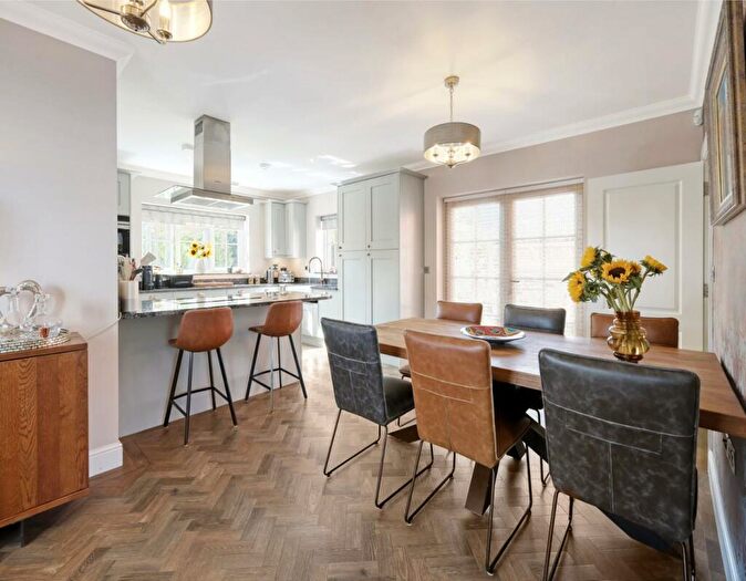 4 Bedroom Detached House For Sale In Ridley Green, Hartford End, Chelmsford, CM3