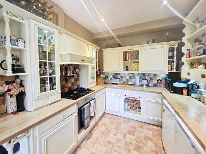 4 Bedroom Link Detached House For Sale In Dover Road, Walmer, Deal, Kent, CT14