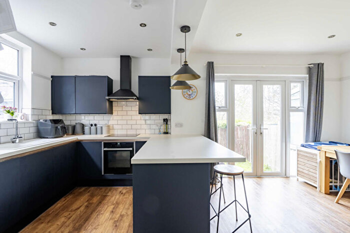 3 Bedroom Semi Detached House For Sale In Kenmore Crescent, Filton Park, Bristol, BS7