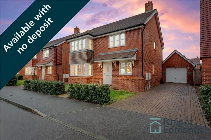 4 Bedroom Detached House To Rent In Broke Wood Way, Maidstone, Kent, ME16